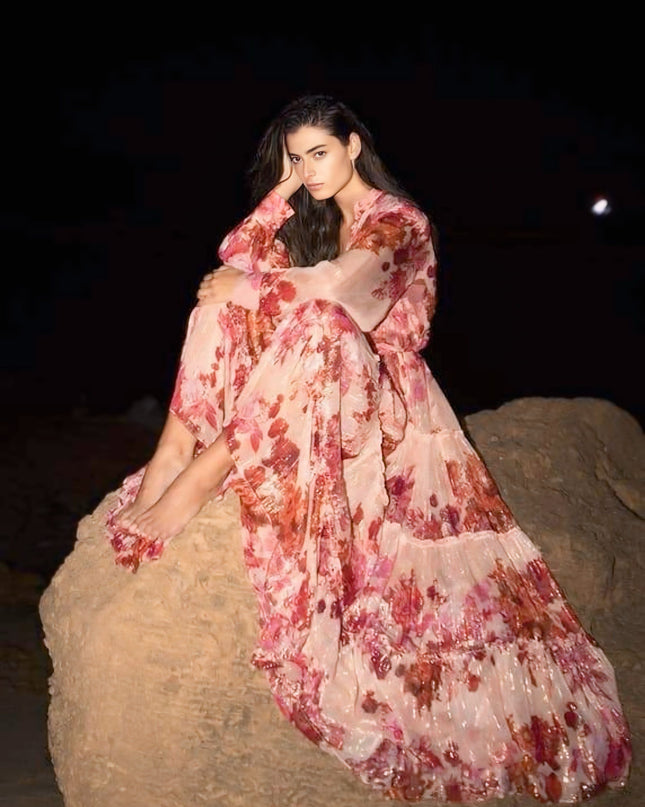 Sylvia Uzun Kollu Çiçekli Maxi Elbise