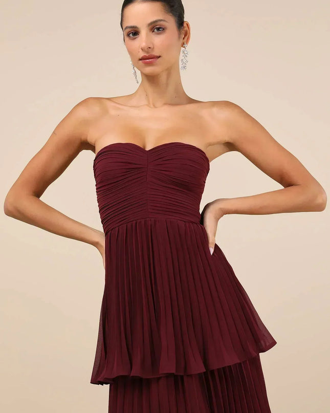 Bordo Bir Gece – Katmanlı Straplez Maxi Elbise