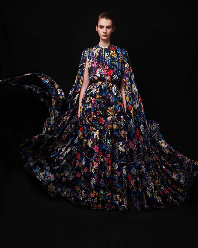 Nola Yuvarlak Yaka Pelerin Kollu Uzun Elbise