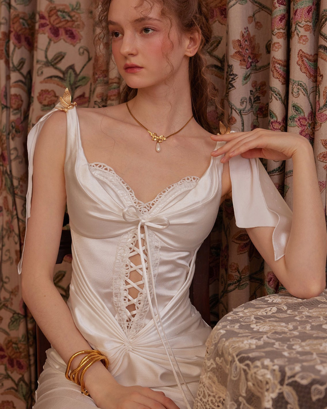 Delphina Saten Kıvrımlı Bağcıklı Midi Elbise