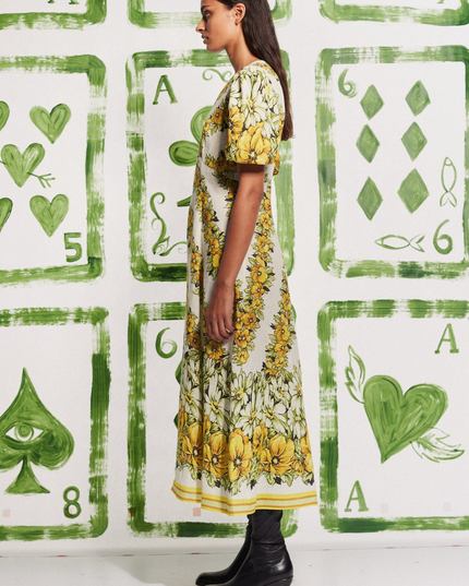 Rosalinde Yuvarlak Yaka Çiçekli Uzun Elbise Sarı