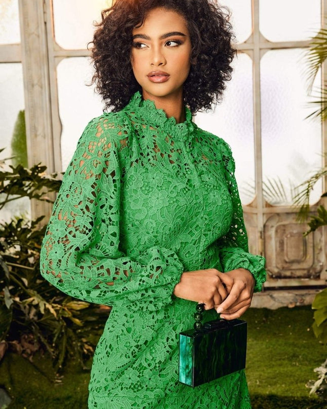 Joa İşlemeli Dantel Kenarlı Flare Uzun Elbise