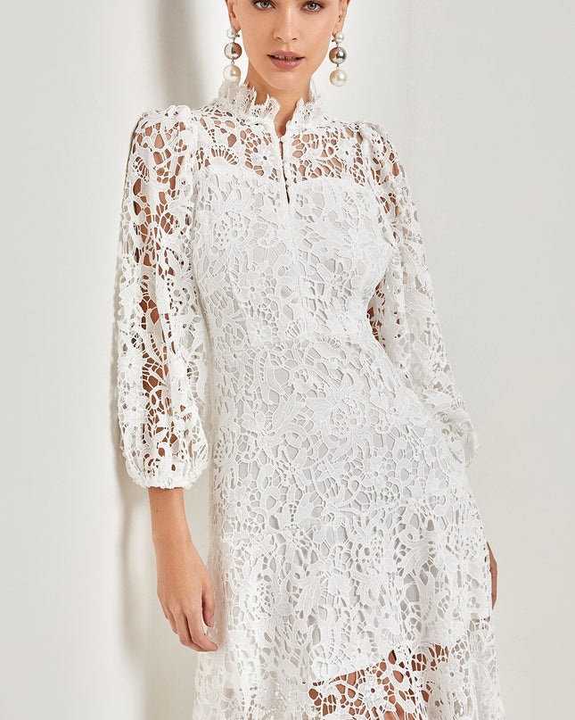 Joa İşlemeli Dantel Kenarlı Flare Uzun Elbise