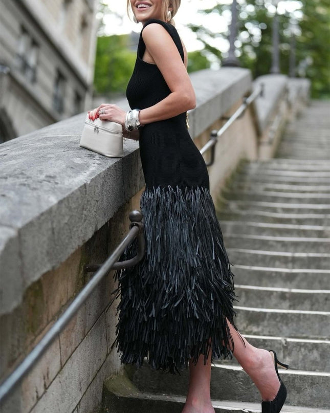 Mavis Sırtı Açık Püsküllü Örgü Midi Elbise