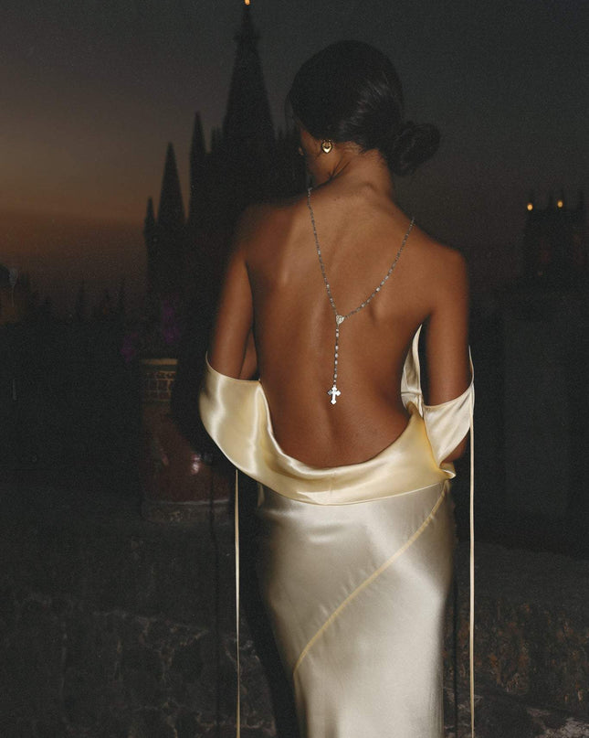 Persis Cowls Sırtı Açık Saten Uzun Elbise