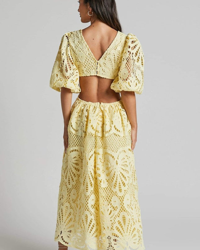 Sandra İşlemeli Dantel Kesimli Midi Elbise